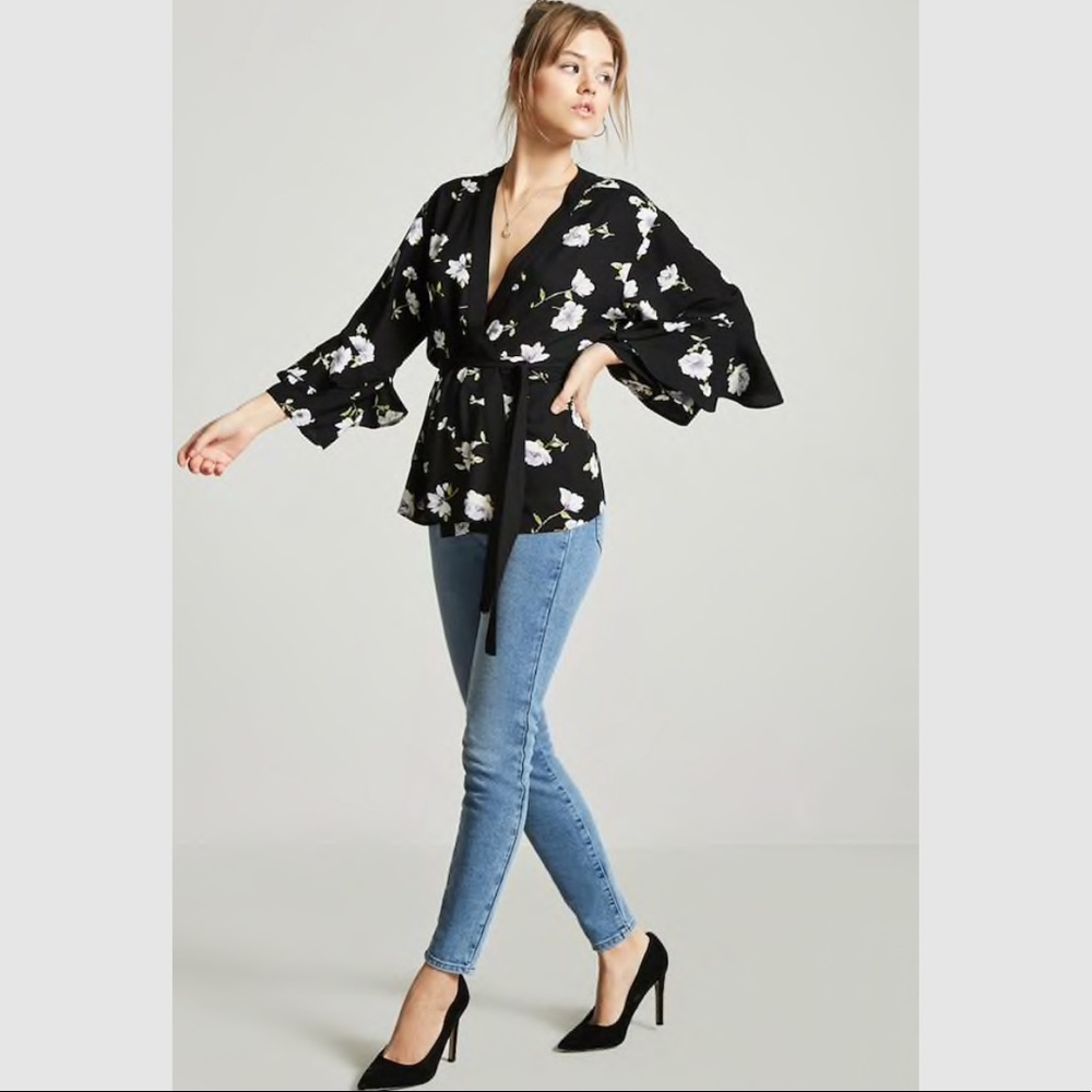 Floral wrap kimono sleeve blouse top